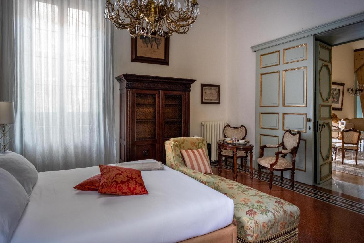 مبيت وإفطار ليتشي Palazzo Guido المظهر الخارجي الصورة